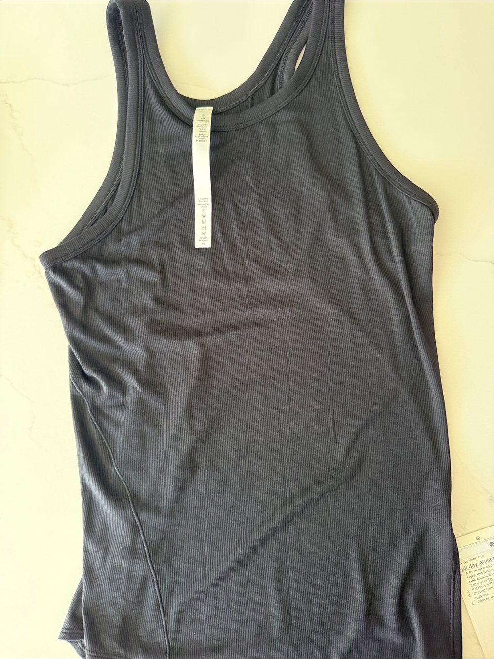 Lululemon full day ahead tank NWT